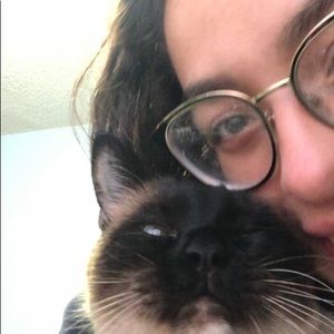 Meet your Posher, Mariela